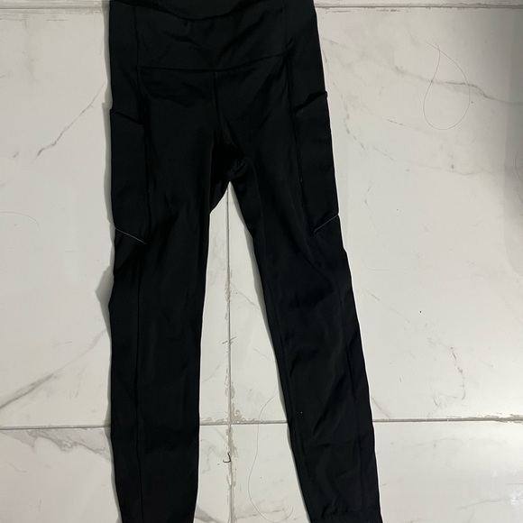 Lululemon Speed up Tights - Hemmed 23 inches - Picture 2 of 3